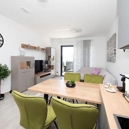Apartman Gabriela Trogir Exterior foto